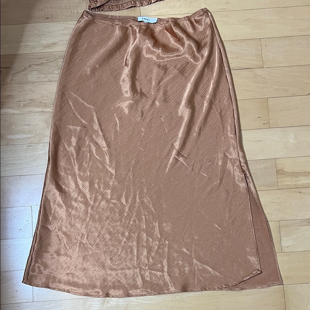 Tan/Rose Gold Two Piece Set - Picture 3 of 4